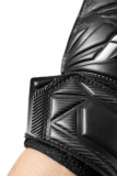 Reusch Attrakt Solid Junior 5672515 7700 black 4